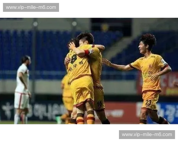 铁血对攻,谁是K联赛的黑马之王?光州FCvs大邱FC,巅峰对决全解析 铁血对攻,谁是K联赛的黑马之王?光州FCvs大邱FC,巅峰对决全解析
